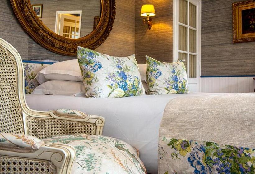 Premium Rum, Chateau De Courban And Spa Nuxe