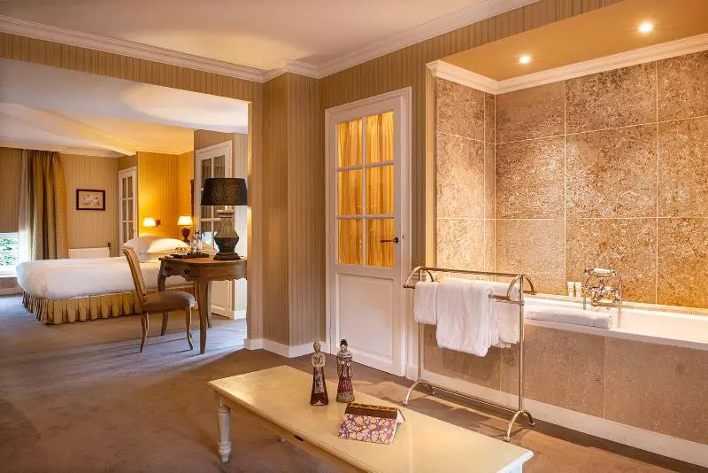 プレステージルーム, Chateau De Courban And Spa Nuxe