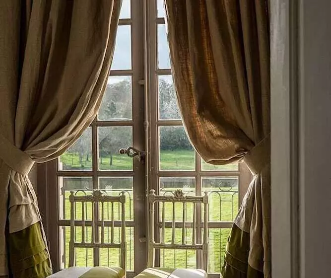 スタンダードルーム, Chateau Des Briottieres