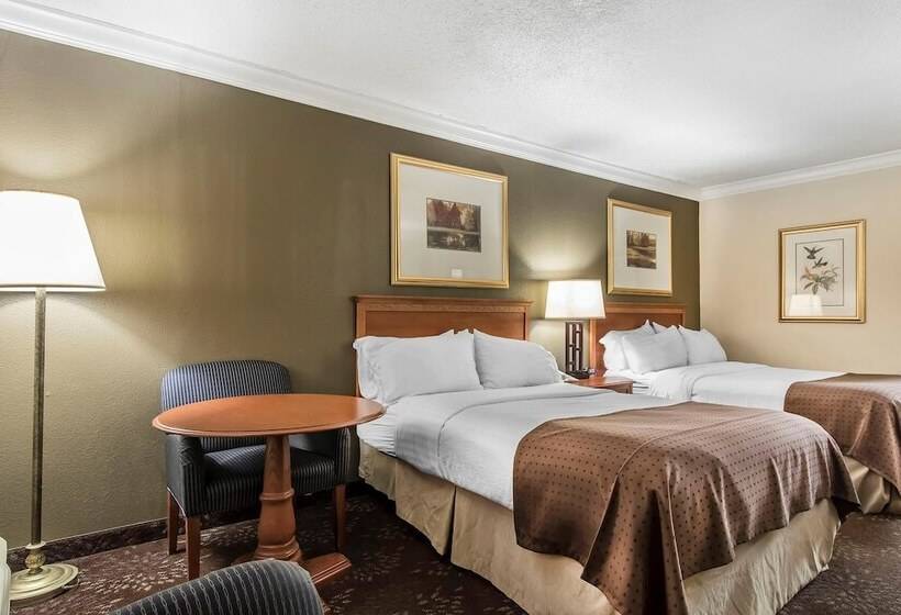 Номер Стандарт 2 Двуспальные Кровати, Clarion Inn Morgan City
