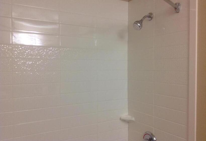 キングサイズベッドのスタンダードルーム, Comfort Inn Dunn Near I95