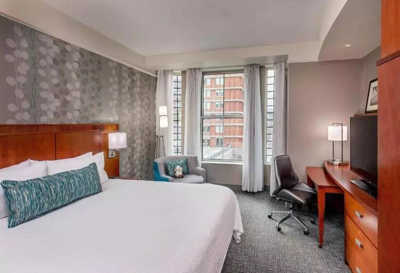 اتاق استاندارد با تخت بزرگ, Courtyard Boston Copley Square