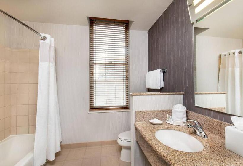 غرفة قياسية, Courtyard Boston Copley Square