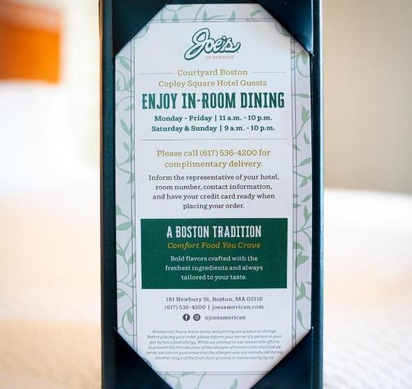 غرفة قياسية, Courtyard Boston Copley Square