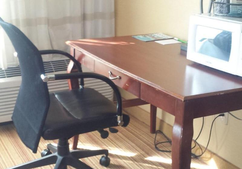 חדר סטנדרט עם מיטת קינג, Country Inn & Suites By Radisson, Convention Center