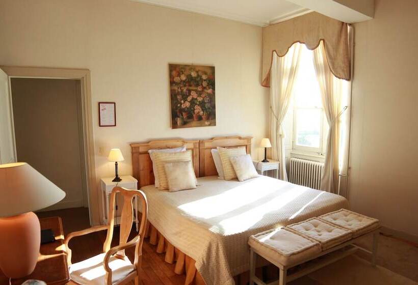 חדר סופריור, Domaine De Villeray