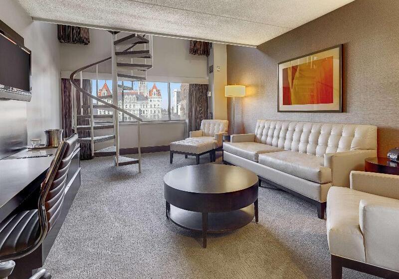 이그제큐티브 스위트 킹침대, Hilton Albany