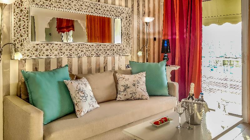 이그제큐티브 룸, Hilton Albany