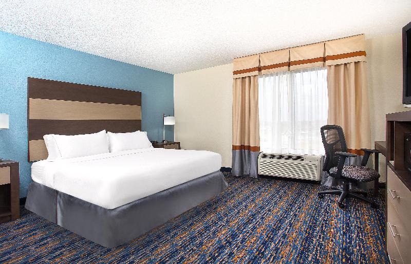 스탠다드 룸 킹사이즈 침대, Holiday Inn Express Berea, An Ihg