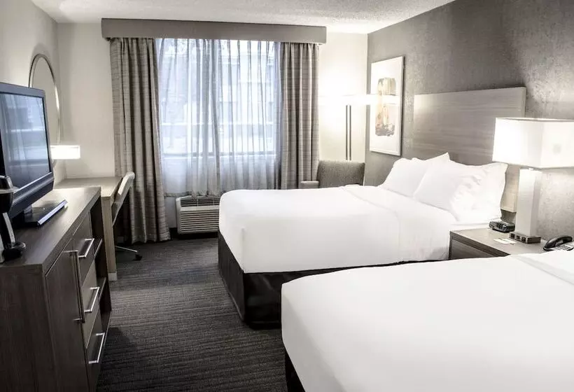 اتاق استاندارد با 2 تخت دوبل, Holiday Inn Fargo, An Ihg