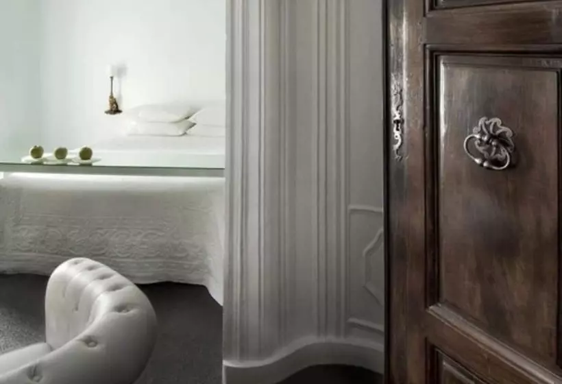 クラシックルーム, L Hôtel Particulier