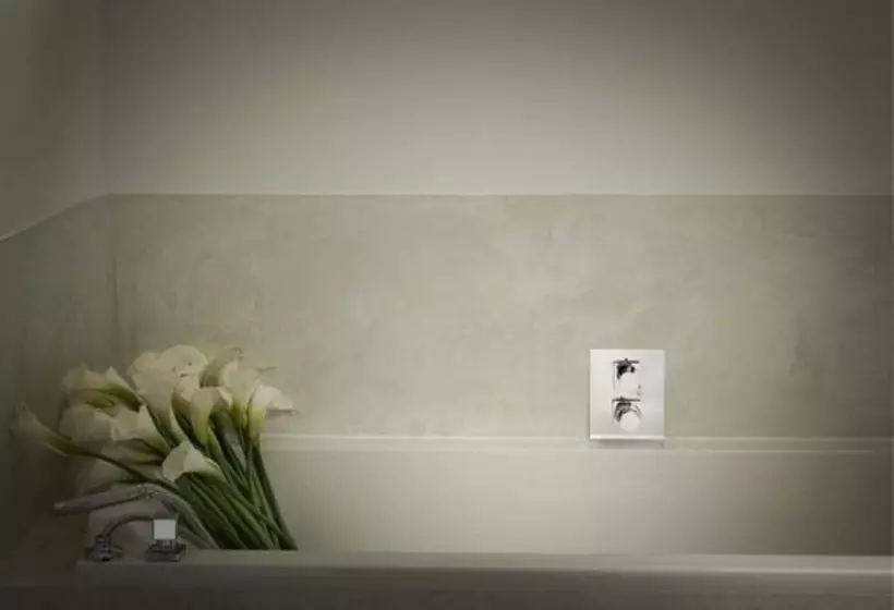 プレステージルーム, L Hôtel Particulier