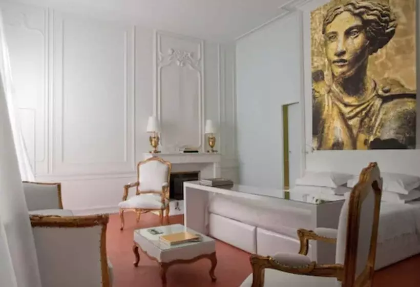 プレステージルーム, L Hôtel Particulier