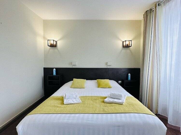 اتاق سوپریور, Logis Hôtels   Hôtel Et Restaurant Le Lion D Or