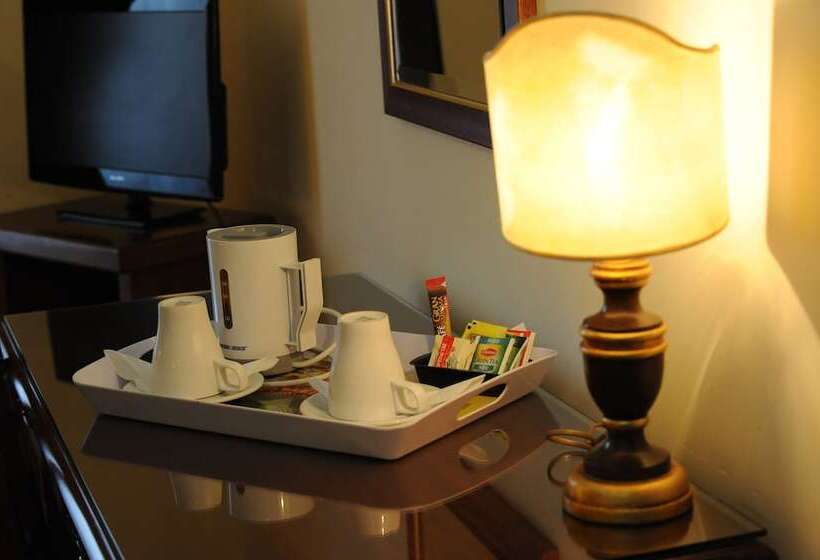 Pokój Trzyosobowy Comfort, Mediterraneo