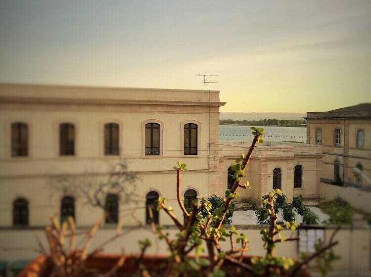 Pokój Trzyosobowy Comfort, Mediterraneo