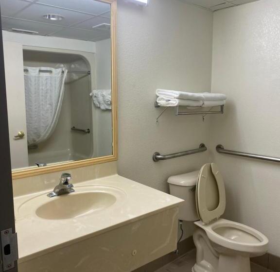 חדר סטנדרט מותאם לאדם עם מוגבלויות, Quality Inn Surfside Myrtle Beach
