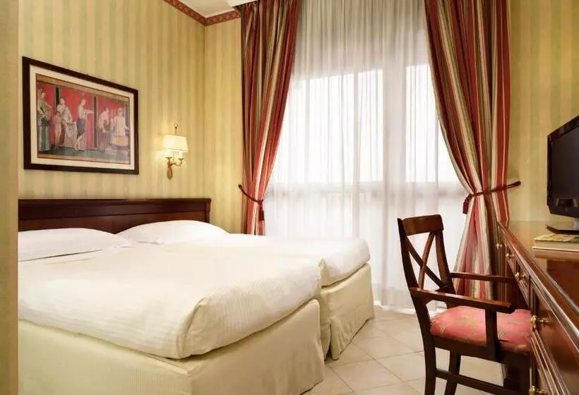 اتاق سوپریور, UNA HOTELS Hotel & Residence Contessa Jolanda Milano