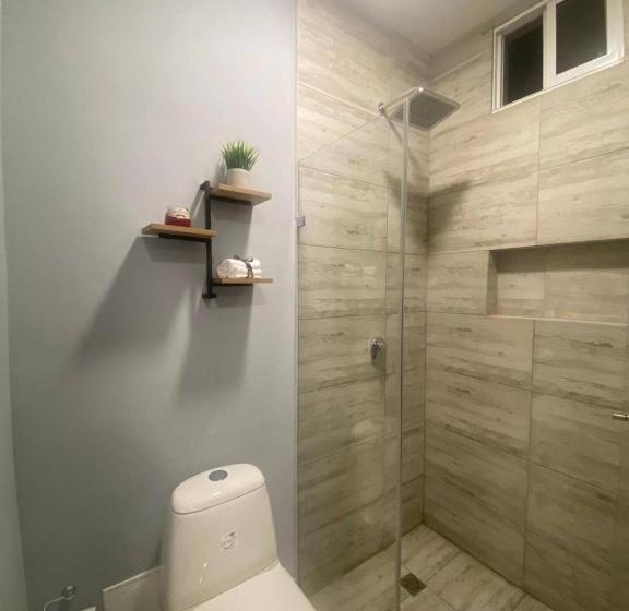 バルコニー付きデラックスルーム, Ng