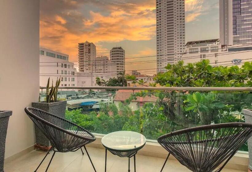 キングサイズベッドのスタンダードルーム, Ng