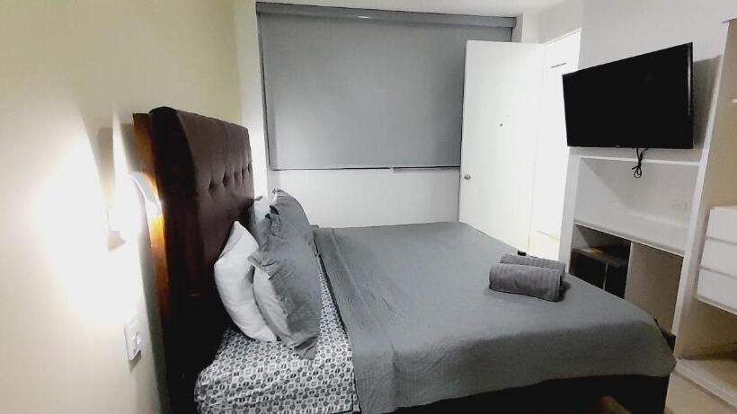 Номер Deluxe, Ng