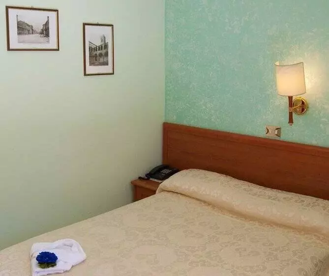 スタンダードシングルルーム, Albergo Arena