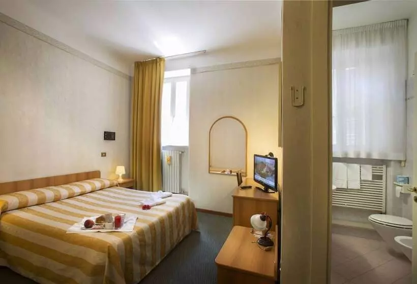 スタンダードルーム, Albergo Arena