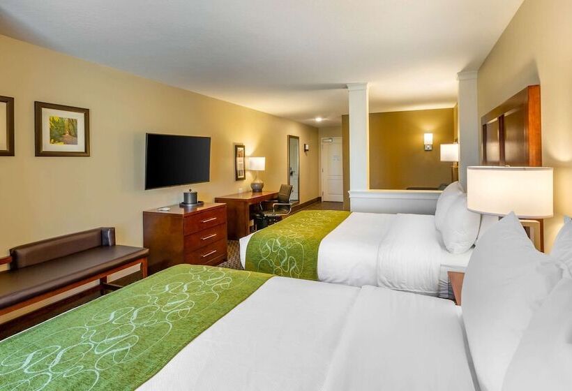 جناح, Comfort Inn & Suites Logan Near University