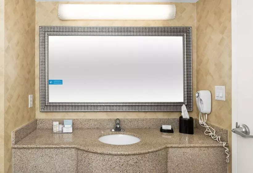 اتاق استاندارد, Hampton Inn & Suites Jacksonville Deerwood Park