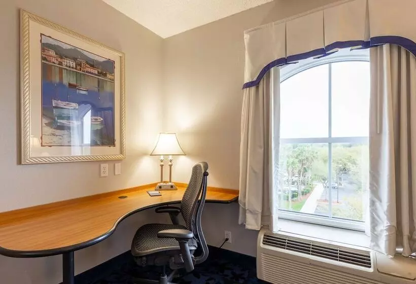 اتاق استاندارد, Hampton Inn & Suites Jacksonville Deerwood Park