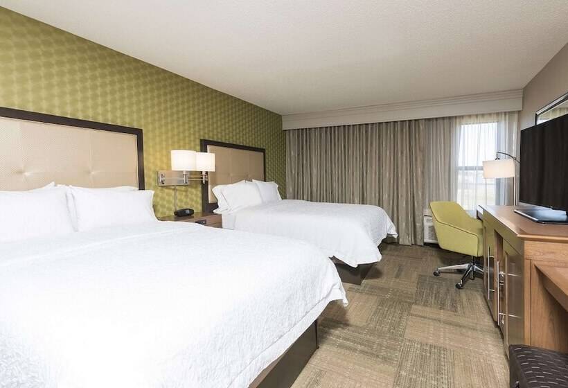 Номер Стандарт 2 Двуспальные Кровати, Hampton Inn Mt. Pleasant