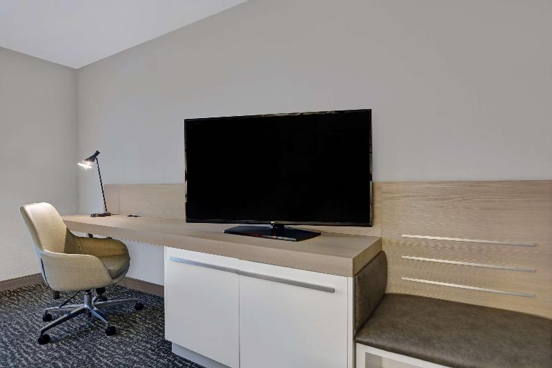 스탠다드 스튜디오 킹침대, Hampton Inn & Suites Columbus Hilliard