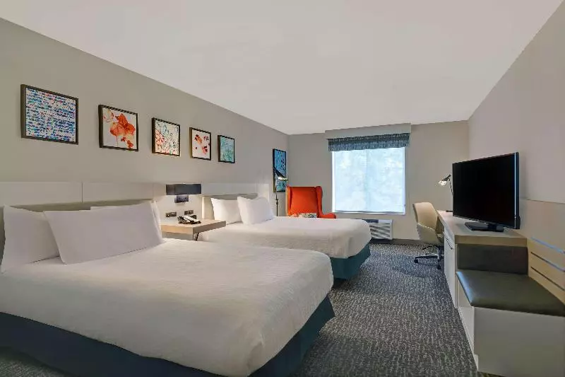 キングサイドベッドのスタンダードワンルーム, Hampton Inn & Suites Columbus Hilliard