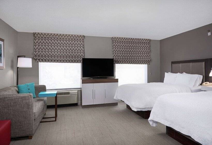 استودیوی استاندارد, Hampton Inn & Suites Oxfordanniston