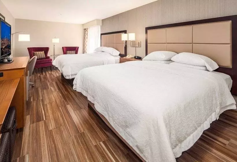 ２ダブルベッドのスタンダードルーム, Hampton Inn & Suites Seattlenorth/lynnwood