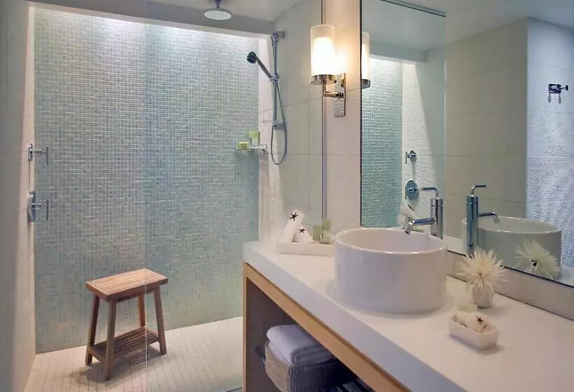 ２ダブルベッドのスタンダードルーム, Hyatt Centric Key West Resort & Spa