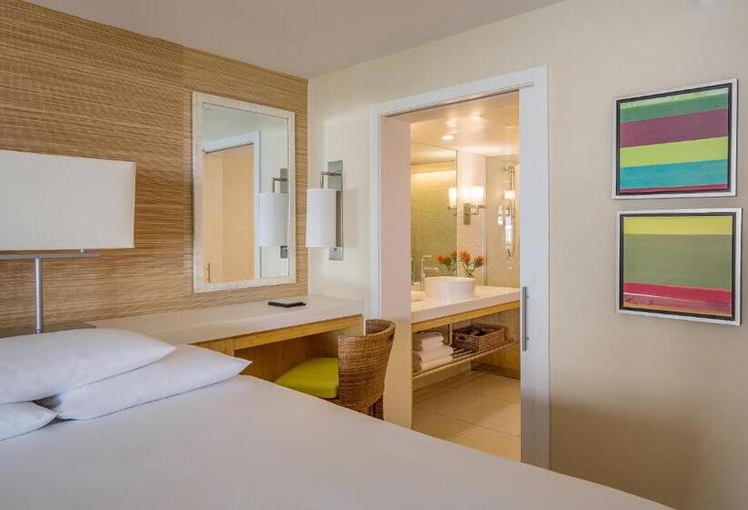 キングサイズベッドのデラックスルーム, Hyatt Centric Key West Resort & Spa