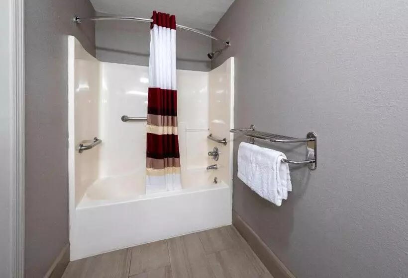 障害者適応デラックスルーム, Red Roof Inn Bay Minette