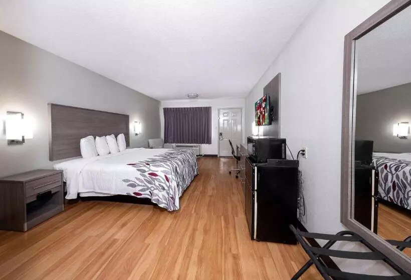 キングサイズベッドのデラックスルーム, Red Roof Inn Bay Minette