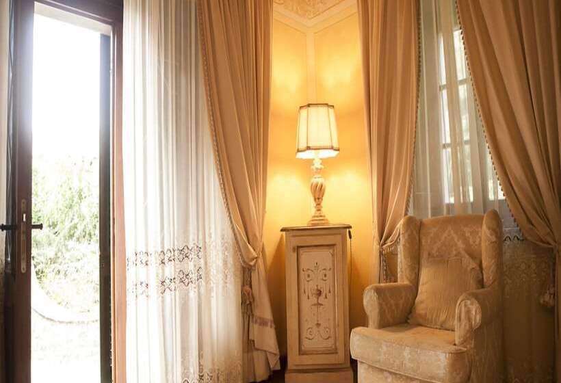 Люкс Классика, Relais La Corte Dei Papi