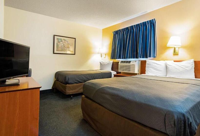 غرفة ديلوكس رباعية, Studio 6   Fayetteville, Nc   Fort Liberty Area