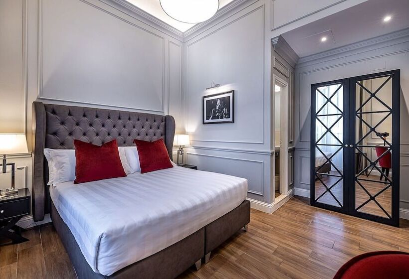 اتاق استاندارد, Ungherese Small Luxury