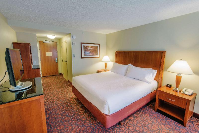 اتاق اکونومی, Ungherese Small Luxury