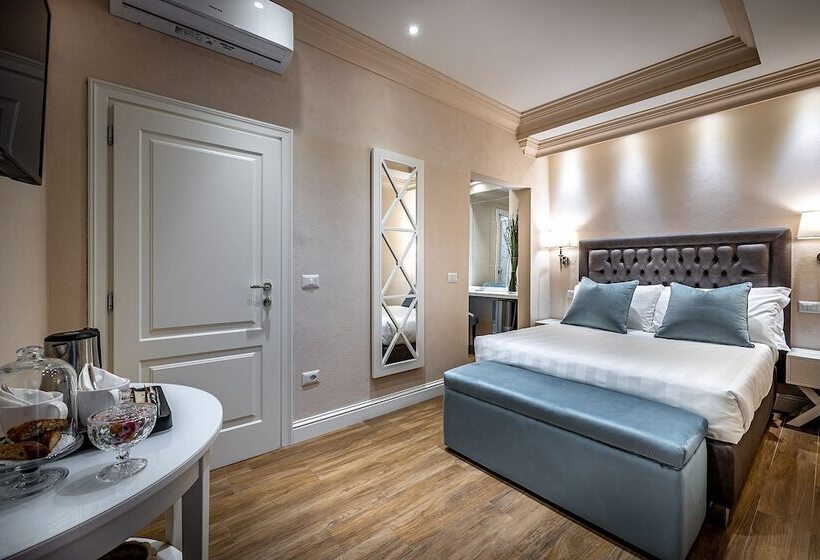 اتاق عادی, Ungherese Small Luxury