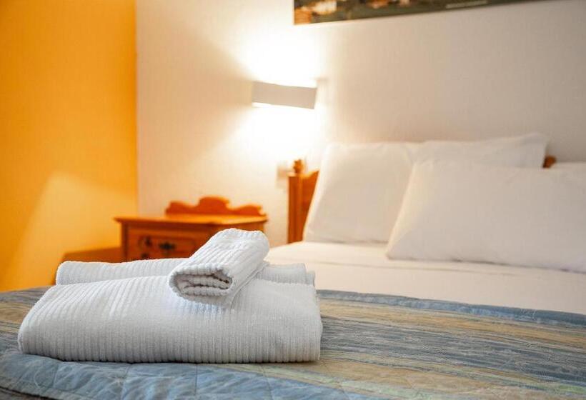 חדר אקונומי, Villaggio Nevada