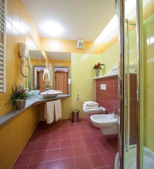 חדר אקונומי לארבעה, Villaggio Nevada