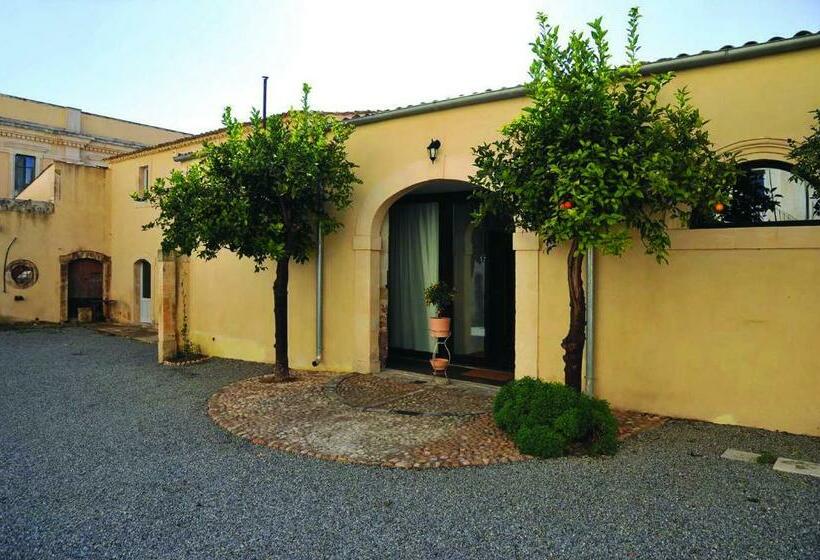 Стандартный Номер Кровать Кинг, Palazzo Trigona Dependance