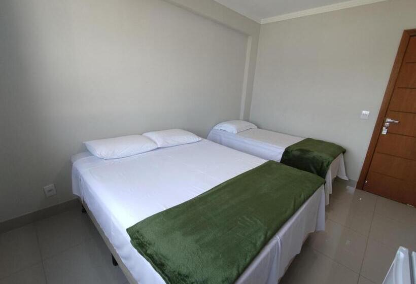 غرفة إقتصادية ثلاثية, Capitólio Home Suítes