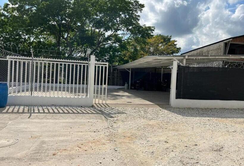 Четырехместный Номер Стандарт с Балконом, Magfair