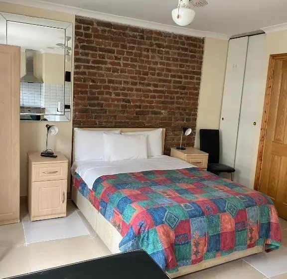 استودیوی استاندارد, Seven Dials Studio